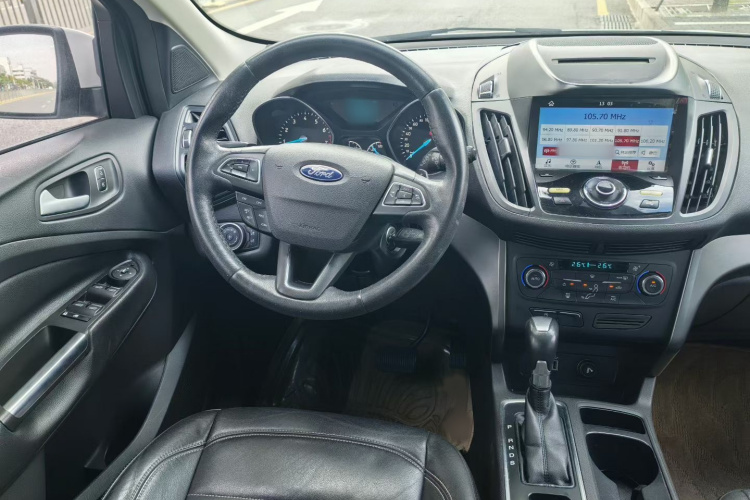 Ford Kuga 2017 #11 Ford Kuga 2017 car image #11