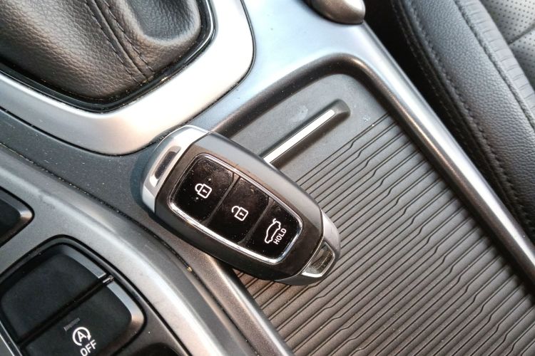 Hyundai Lafesta 2019 car image #11