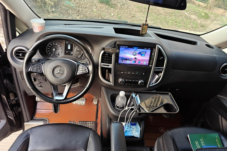 奔驰 威霆 2017 汽车图片 #11