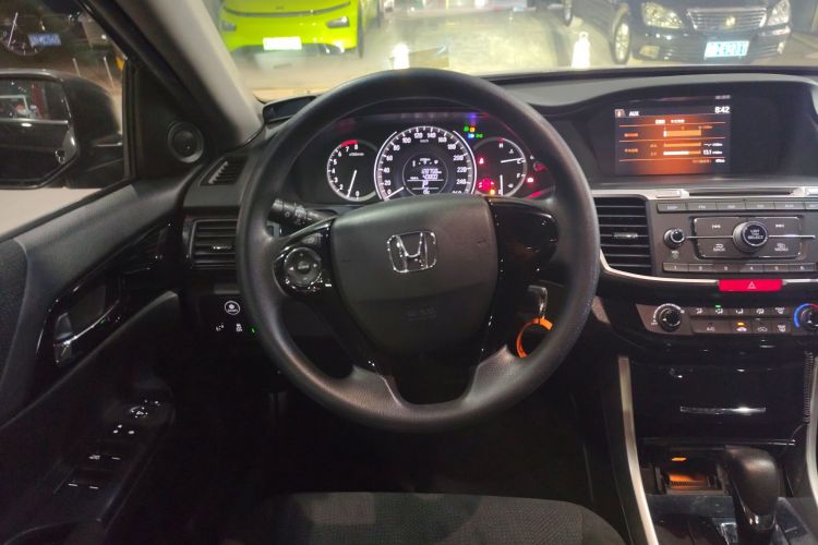 Honda Accord 2018 image de voiture #11
