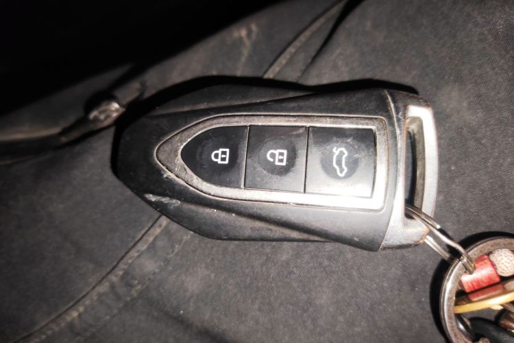 Zotye T300 2017 image de voiture #11