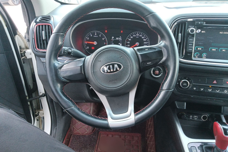 Kia Stonic 2016 #11 Kia Stonic 2016 car image #11