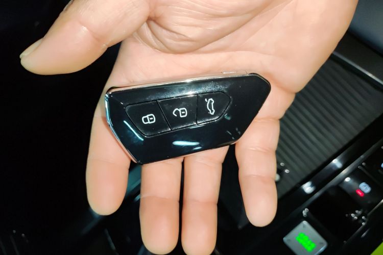 MG ONE 2022 car image #11