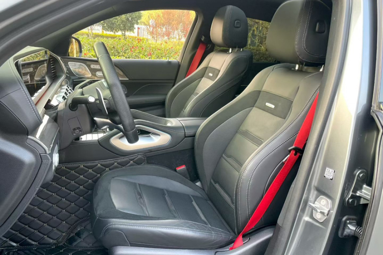 Mercedes-Benz GLE Coupe AMG 2020 car image #11