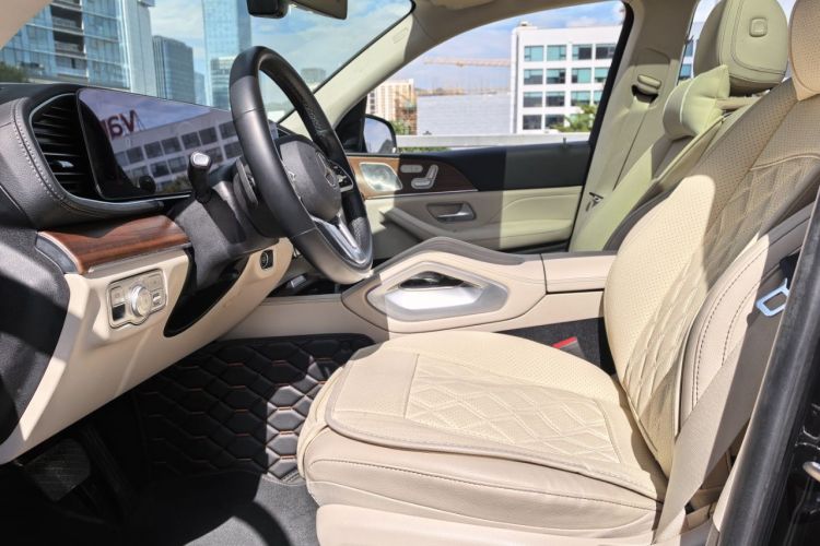 Mercedes-Benz GLE Class New Energy 2022 car image #11