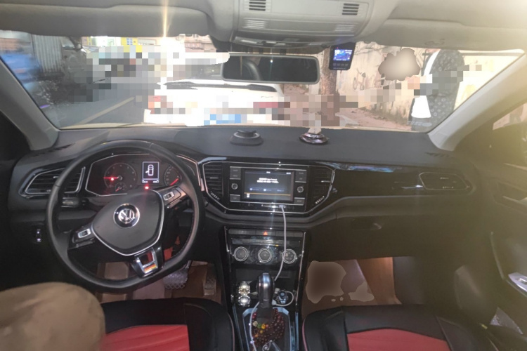 T-Roc 2019 image de voiture #11