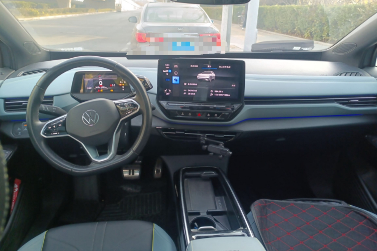 Volkswagen ID.4 X 2023 immagine di auto #11