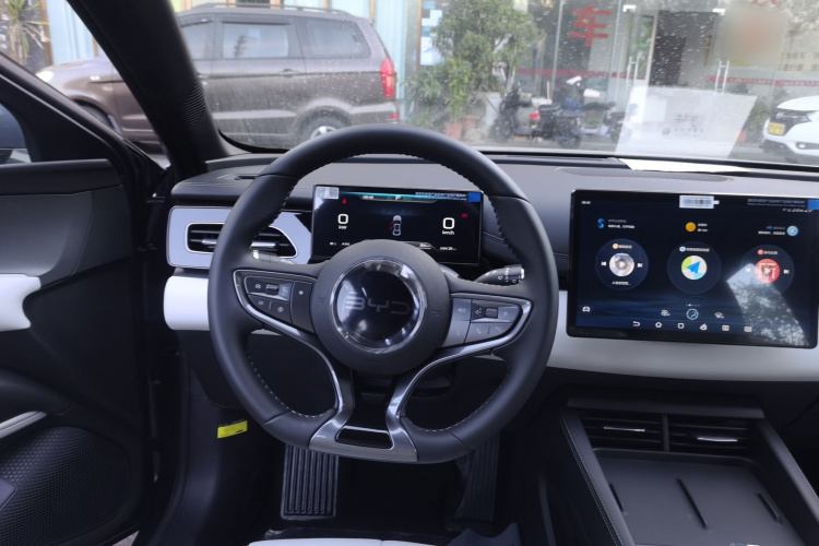 BYD Seal 06 New Energy 2025 #11 BYD Seal 06 New Energy 2025 car image #11