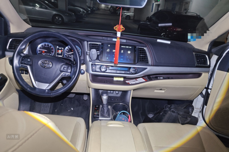 Toyota Highlander 2020 car image #11