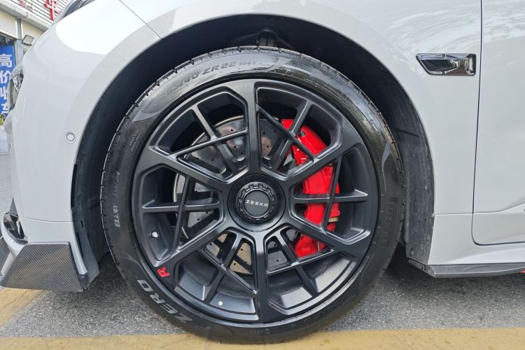 极氪 极氪001 FR 2025 汽车图片 #11