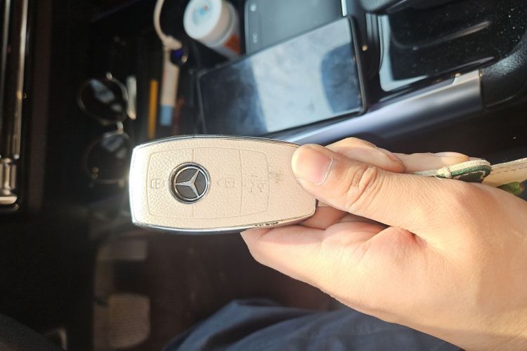 Mercedes-Benz EQB Class 2023 #11 Mercedes-Benz EQB Class 2023 car image #11