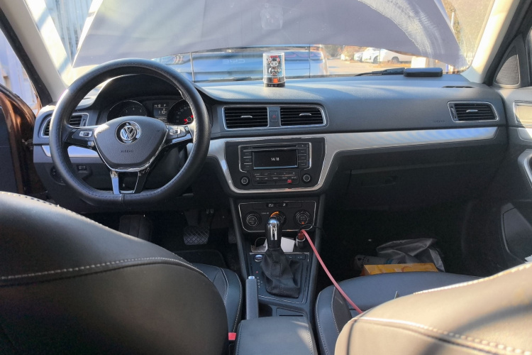 Volkswagen Gran Lavida 2017 immagine di auto #11