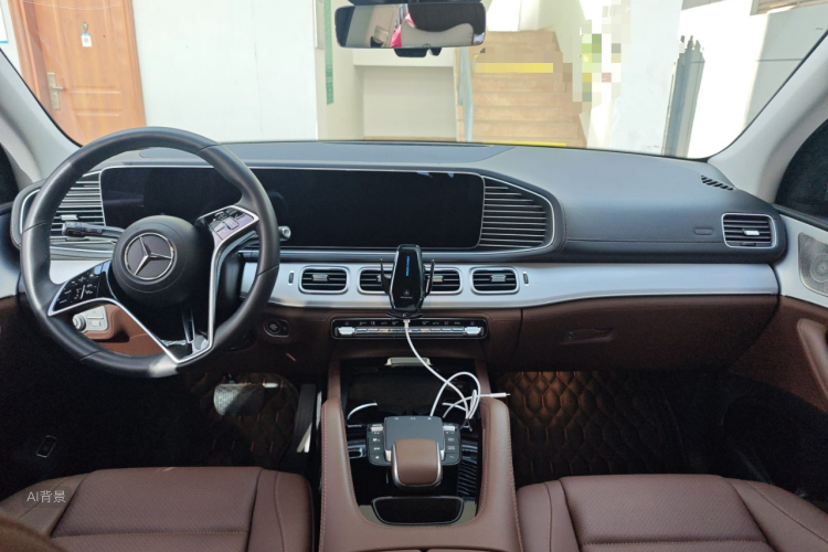 Mercedes-Benz GLE Class 2023 car image #11