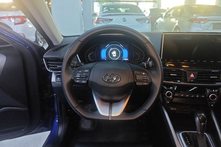 Hyundai Lafesta 2021 car image #11