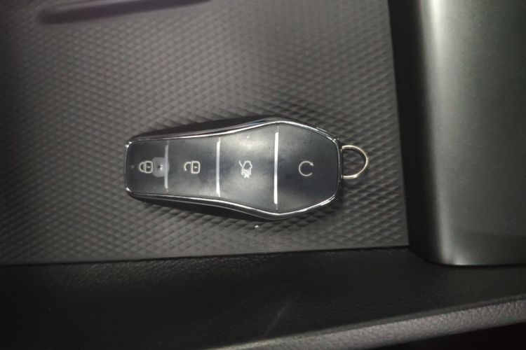 BYD Seal 05 DM-i 2025 car image #11