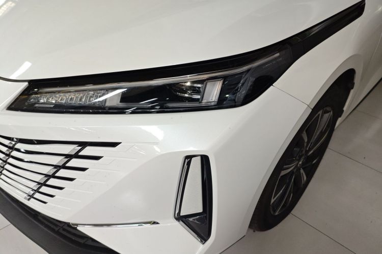 长安 逸动 2025 汽车图片 #11