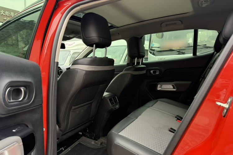 Citroen C5 AIRCROSS 2017 immagine di auto #11