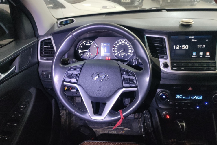 Hyundai Tucson 2018 #11 Hyundai Tucson 2018 car image #11