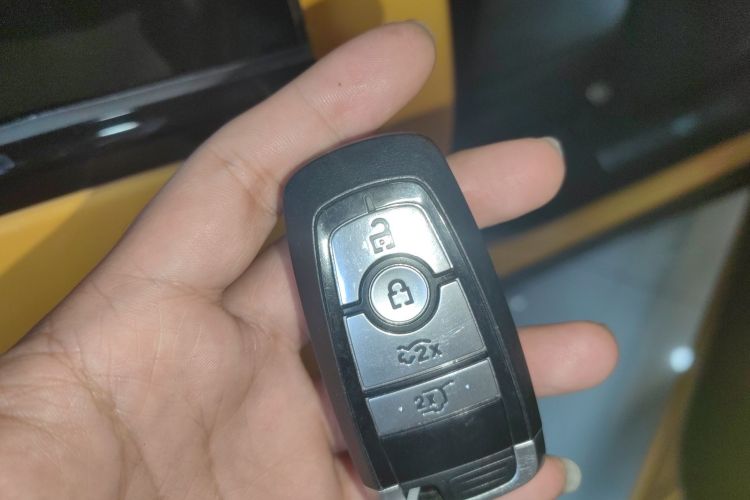 Ford Mustang Mach-E 2023 car image #11