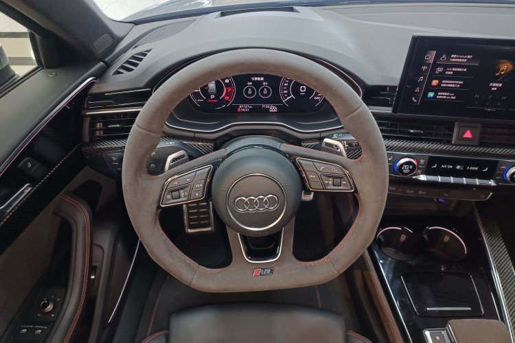 Audi RS 4 2022 car image #11