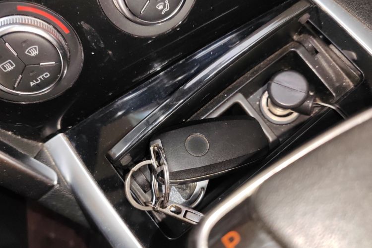 Haval H7 2017 car image #11