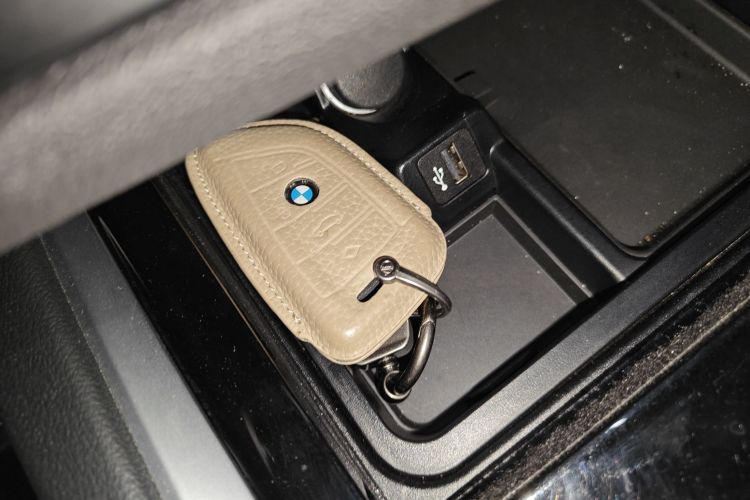 BMW Z4 2022 car image #11