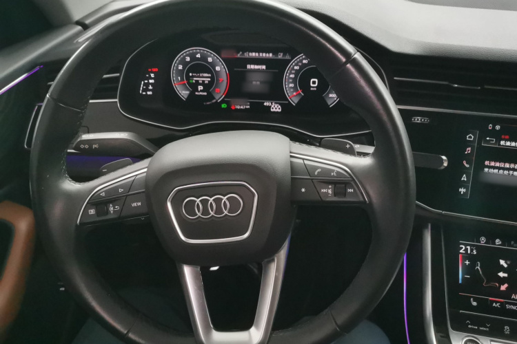 Audi Q8 2021 immagine di auto #11
