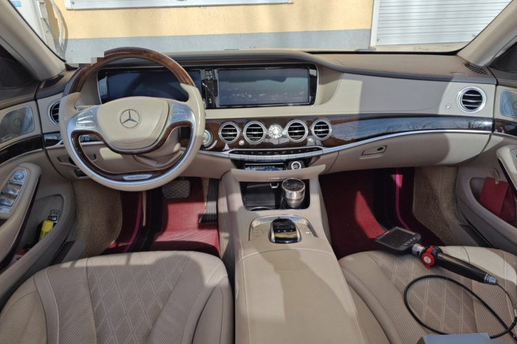 Mercedes-Benz Maybach S Class 2016 car image #11