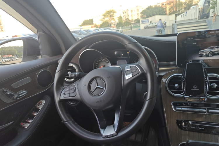 Mercedes-Benz GLC Coupe 2019 imagem de carro #11