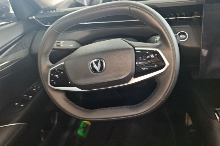 Changan Lamore 2023 #11 Changan Lamore 2023 car image #11