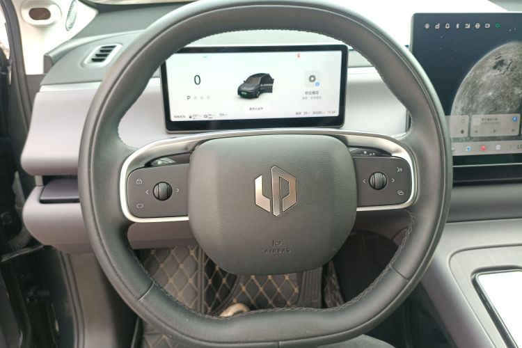 零跑汽车 零跑C10 2024 汽车图片 #11