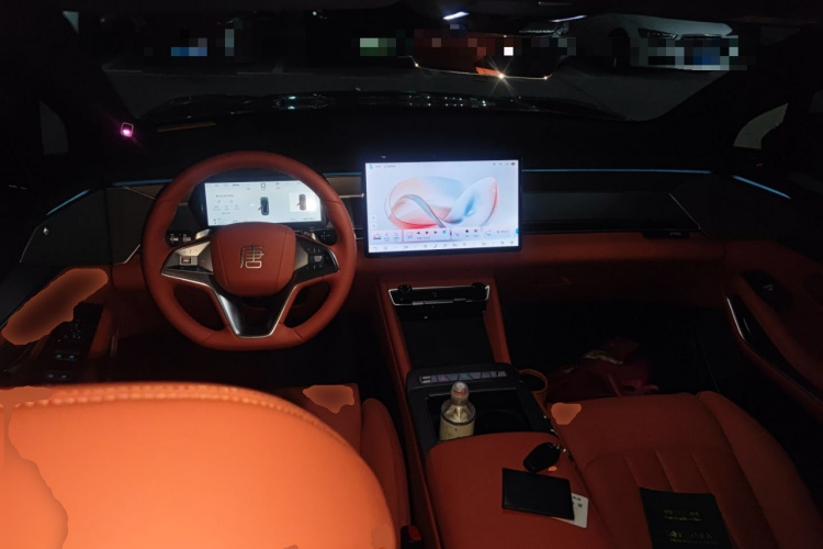 BYD Tang L 2025 car image #11