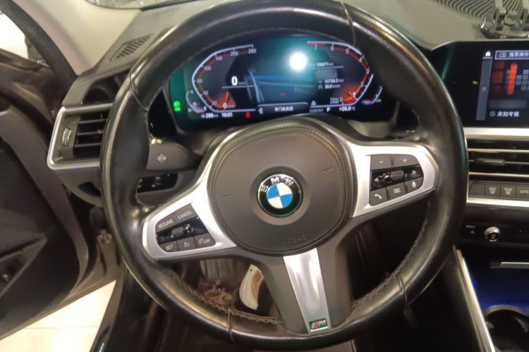 BMW 3 Series 2021 car image #11