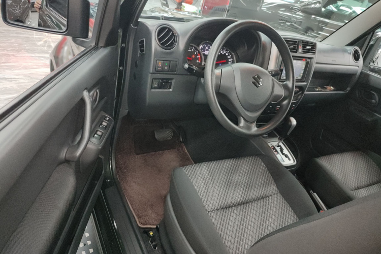 Suzuki Jimny (Imported) 2016 immagine di auto #11