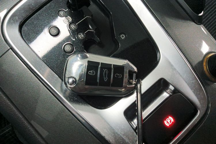 标致 标致3008 2017 汽车图片 #11