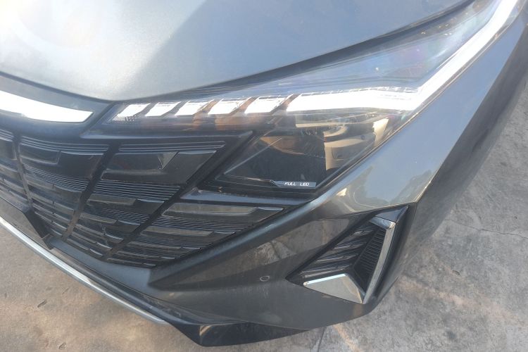 Changan UNI-Z PHEV 2025 #11 Changan UNI-Z PHEV 2025 car image #11