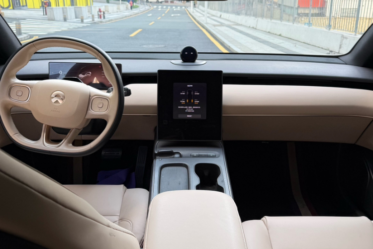 NIO ET5 2023 image de voiture #11