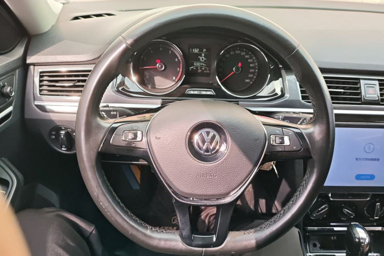 Volkswagen C-Trek 2018 immagine di auto #11