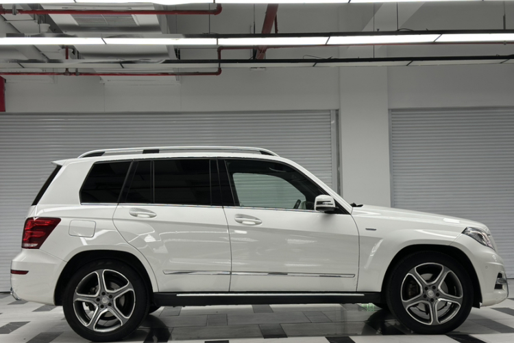 Mercedes-Benz GLK Class 2015 immagine di auto #11