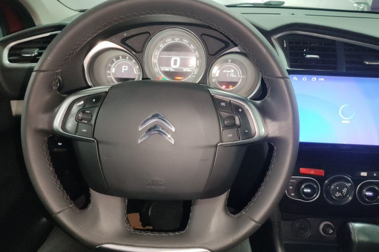 Citroen C4L 2016 car image #11