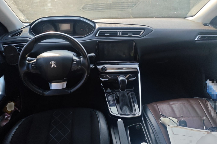 Peugeot 308 2017 #11 Peugeot 308 2017 car image #11