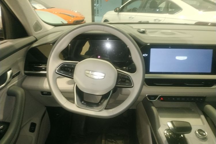 GEELY 2023 car image #11