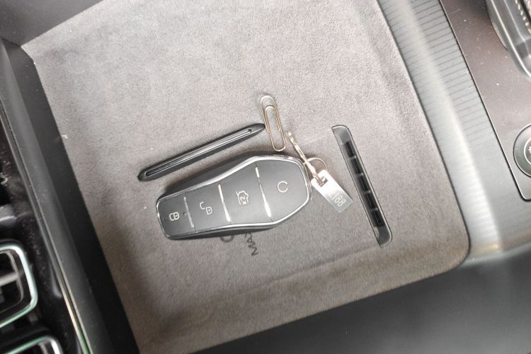 BYD SongL EV 2024 car image #11