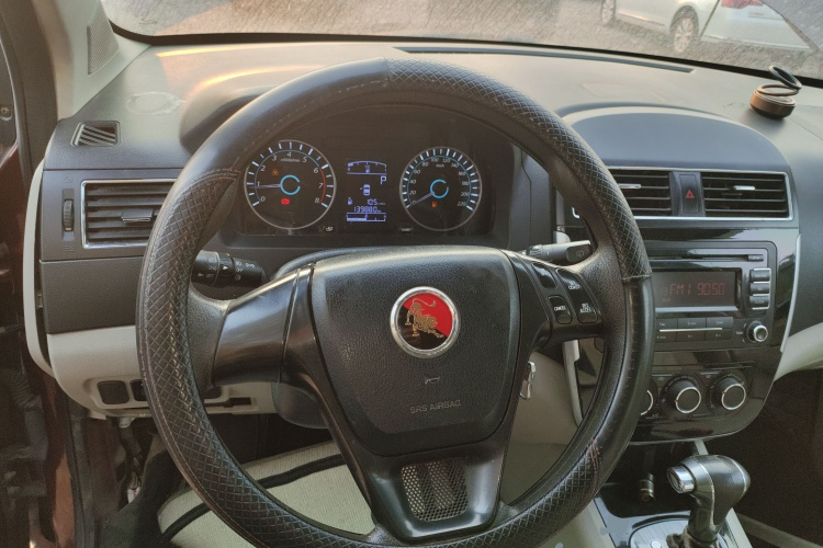 Forthing JOYEAR XV 2016 imagem de carro #11