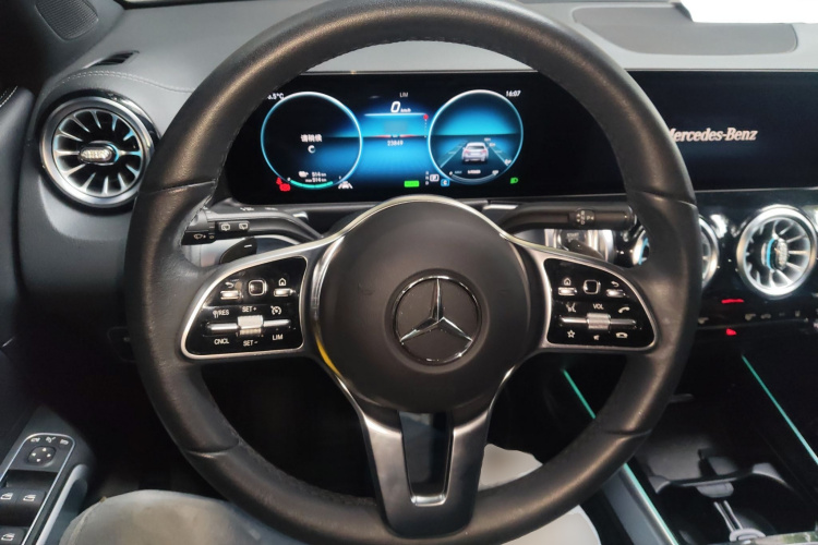 Mercedes-Benz EQB Class 2024 #11 Mercedes-Benz EQB Class 2024 immagine di auto #11