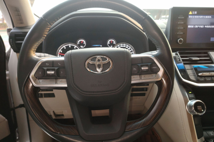 Toyota 2024 image de voiture #11