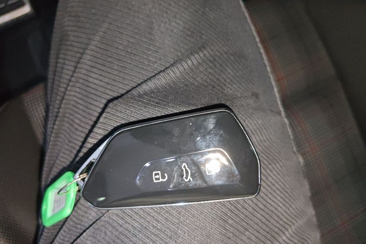 Volkswagen GolfGTI 2022 car image #11