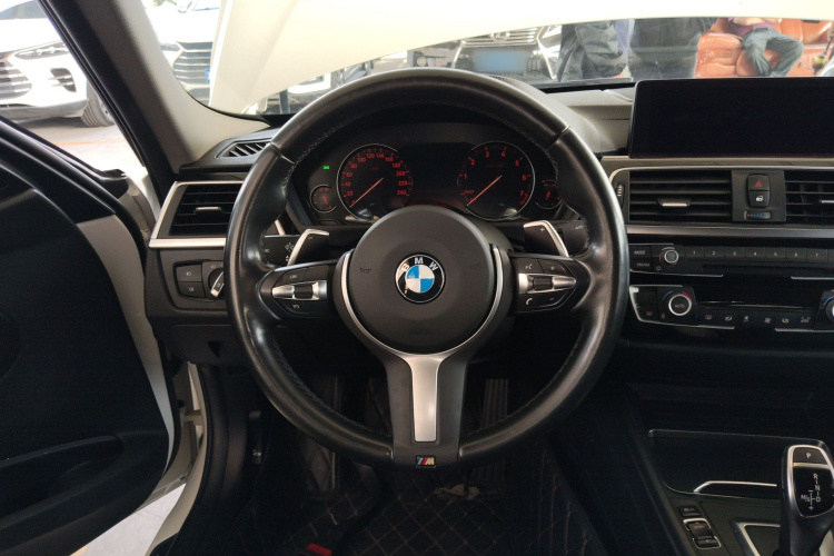 BMW 3 Series 2019 #11 BMW 3 Series 2019 image de voiture #11