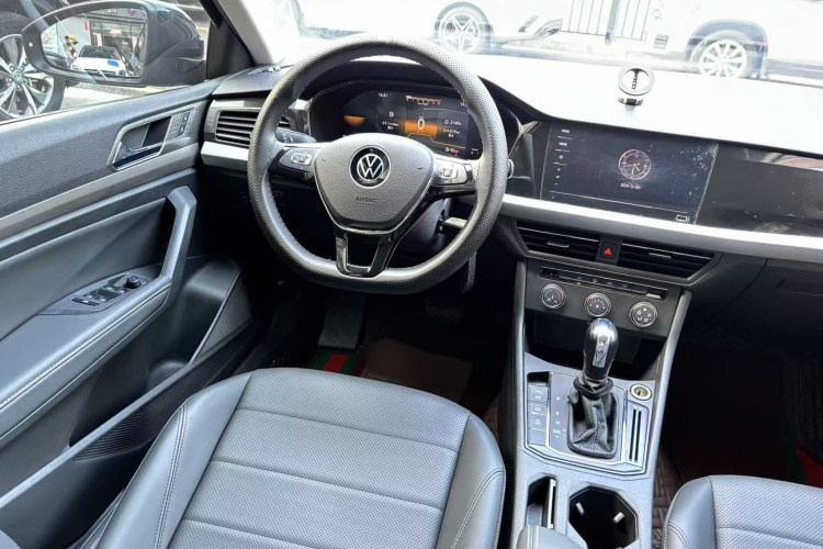 Volkswagen Lavida 2022 car image #11