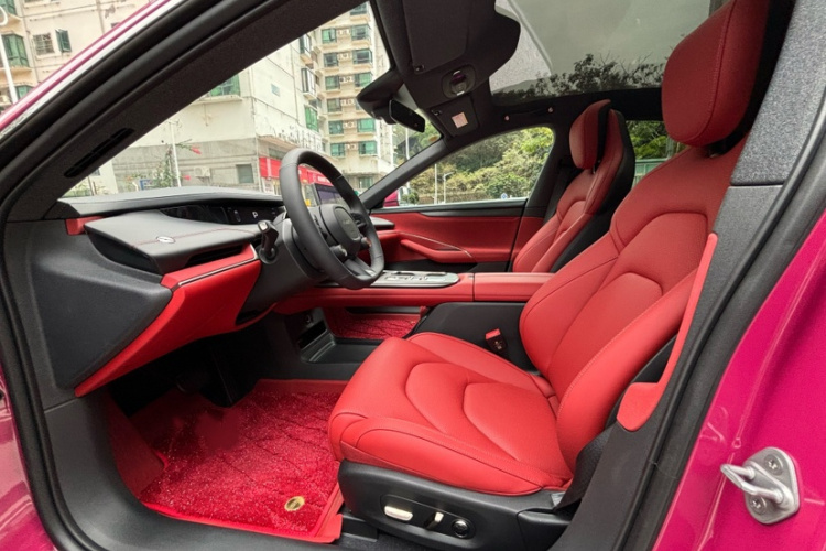 MI SU7 2025 car image #11